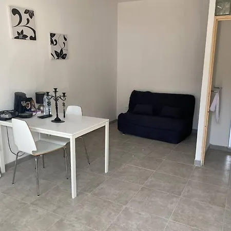 Studio Meublee 20M2 Les Abrets En Dauphine Avec Acces Autonome Exterior foto