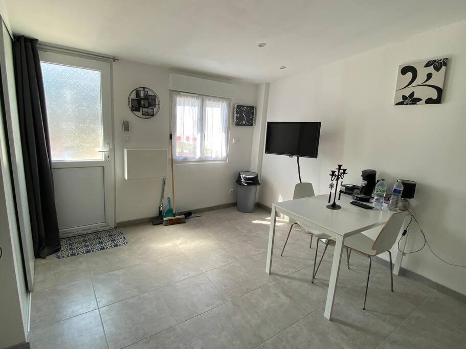 Apartment Meublee 20m2 En Dauphine Avec Acces Autonome Les Abrets